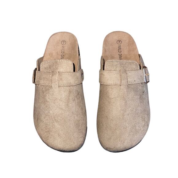 Wild Diva Slip on Mules Cork like Sole adjustable buckle faux suede NWT - Picture 1 of 5